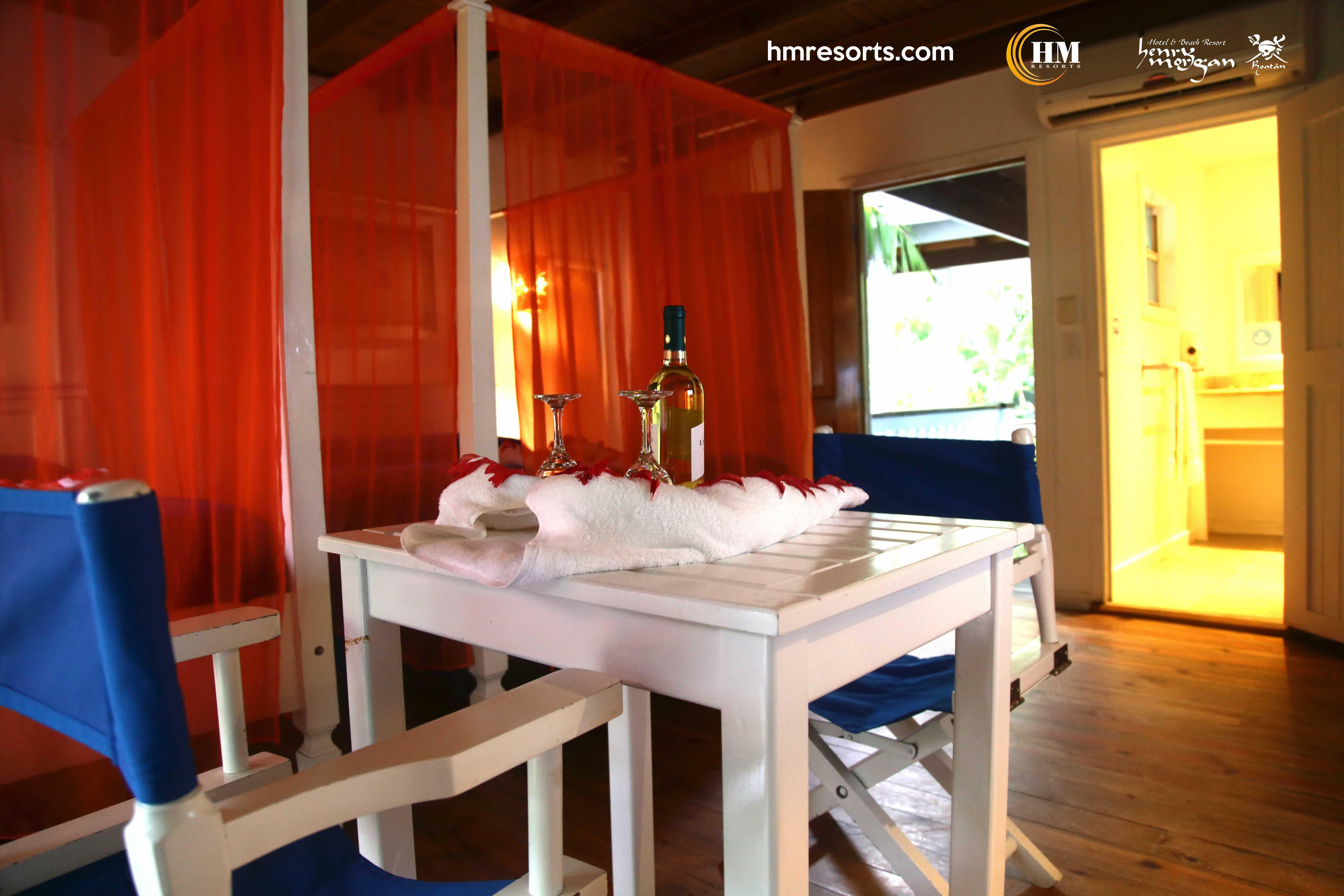 Hotel Henry Morgan All Inclusive 웨스트 베이 외부 사진
